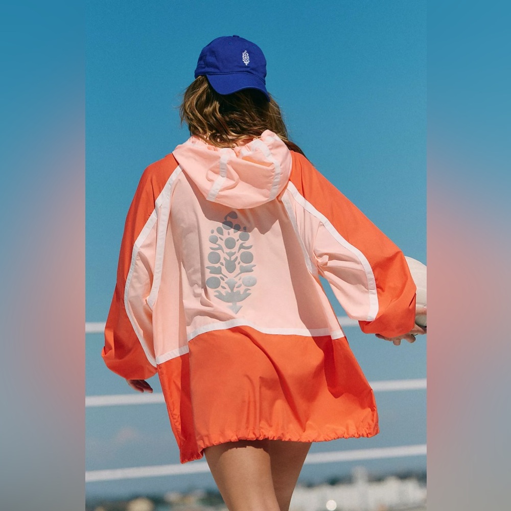 Care FP Like The Wind Logo Jacket
Pastel Peach Combo